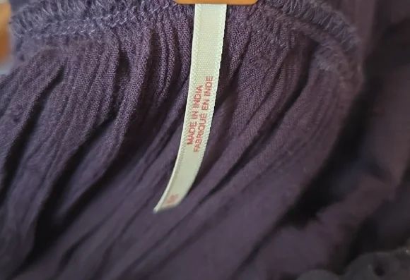 Free People "Sweet Roses" Lace Crochet Pullover Blouse. - Picture 8 of 9